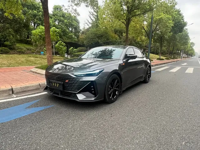 Changan UNI-V 2022 1.5T Premium Model