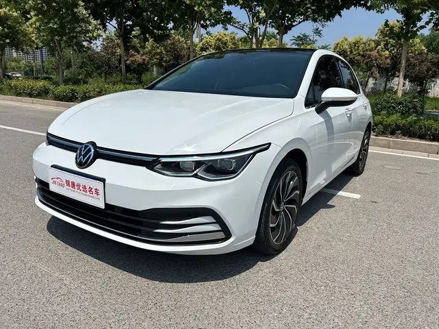 Volkswagen Golf 2021 200TSI DSG Pro