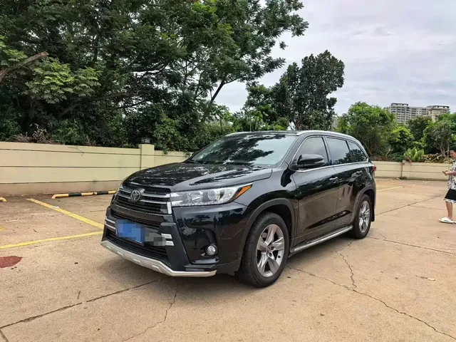 Toyota Highlander 2021 2.0T AWD Luxury 7-Seater