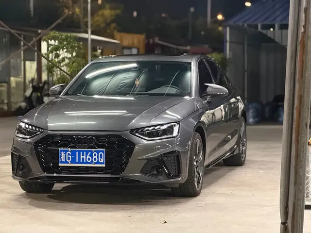 Audi A4L 2022 40 TFSI Luxury Dynamic