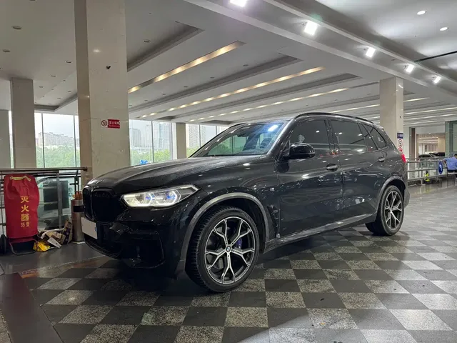BMW X5 2022 Facelift xDrive 40Li M Sport Package