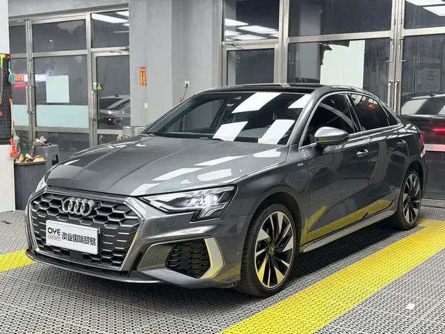 Audi A3 2023 Facelift A3L Limousine 35 TFSI Fashion Sport