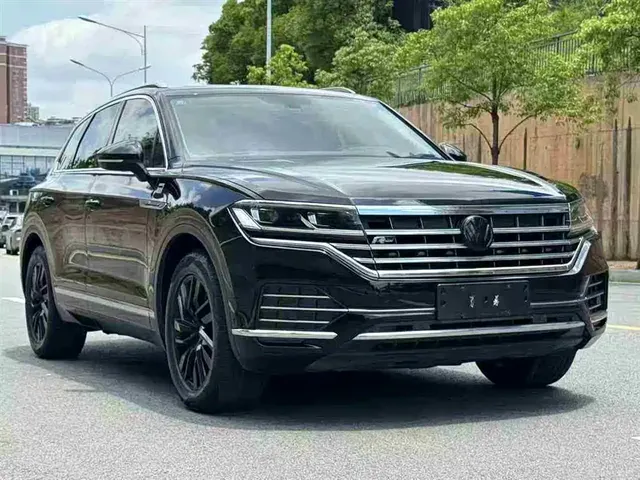 Volkswagen Touareg 2019 2.0TSI Sharp Wing Edition China V