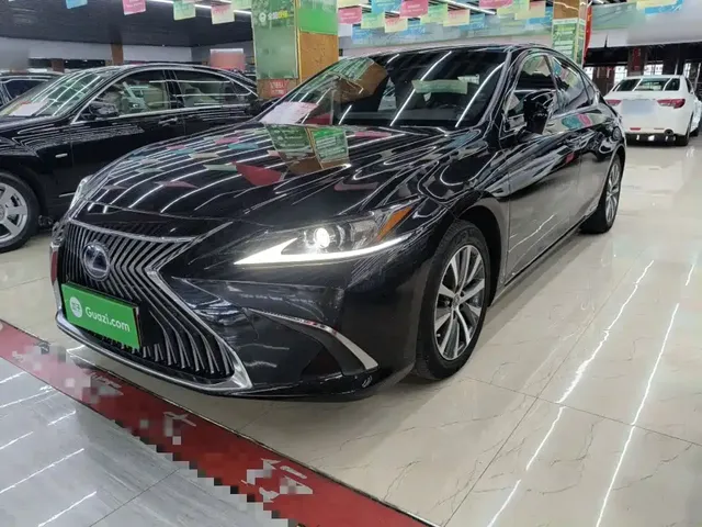 Lexus ES 2020 Model 300h Excellence Edition