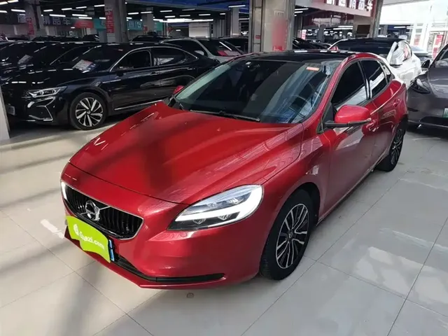Volvo V40 2019 T3 Momentum
