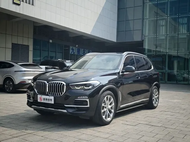 BMW X5 (Import) 2020 xDrive30i X Design Package