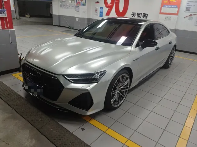 Audi A7L 2022 45 TFSI quattro S-line White Mage Edition
