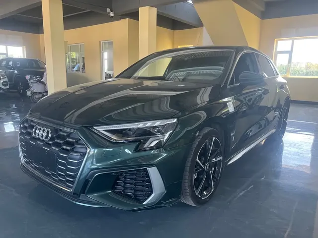 Audi A3 2023 Sportback 35 TFSI Fashion Sport