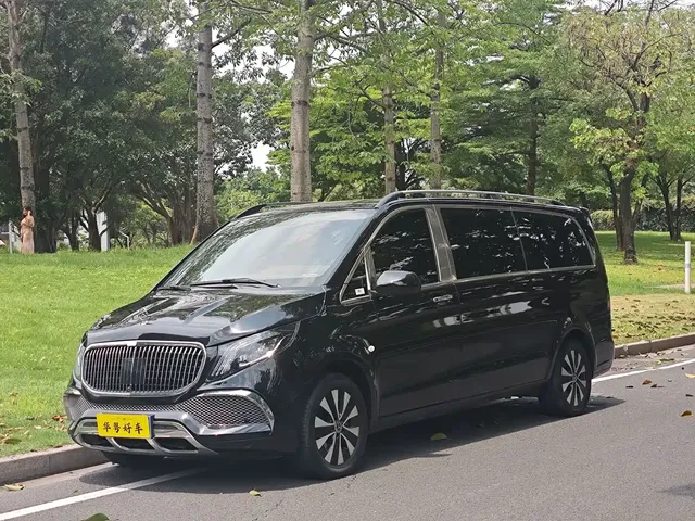 Mercedes-Benz Vito 2023 2.0T Elite 7-Seater