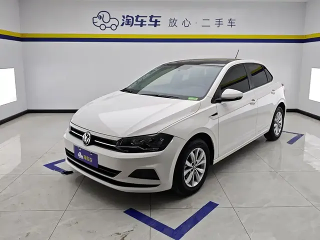 Volkswagen Polo 2021 Plus 1.5L Automatic Colorful Tech Edition