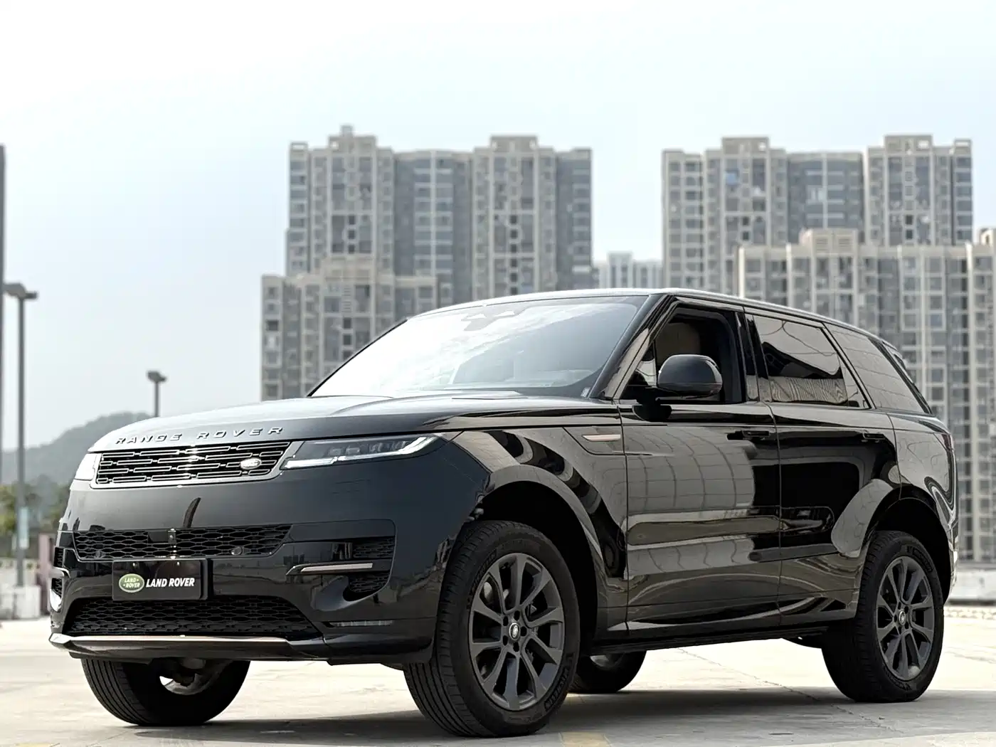 Land Rover Range Rover Sport 2024 400PS Dynamic SE