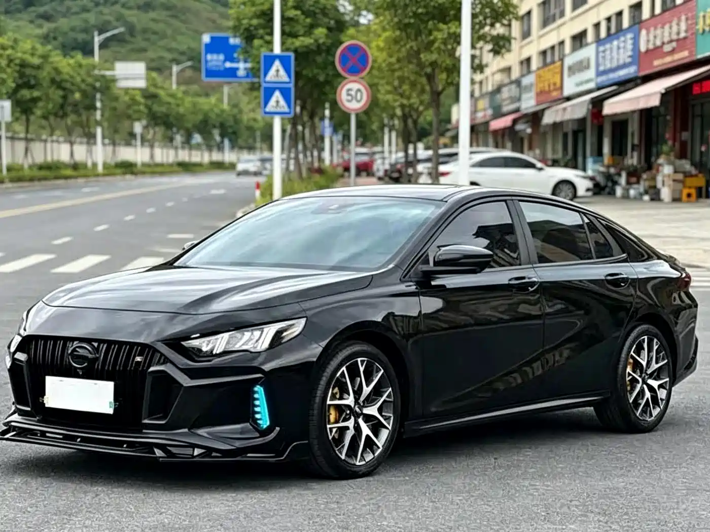 GAC Trumpchi Emkoo 2021 270T DCT J15 Edition