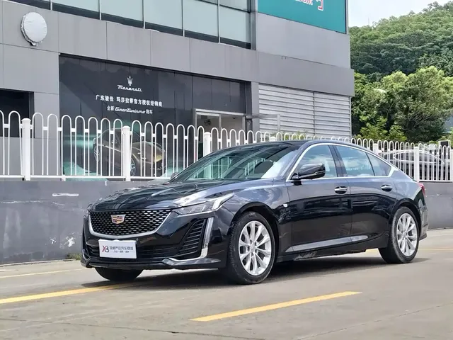Cadillac CT5 2022 28T Luxury (Standard)