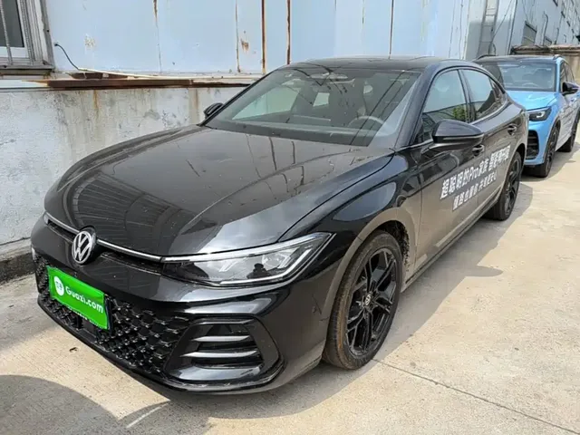 Volkswagen Passat 2026 Pro 380TSI Starlight Dragon Prestige Edition