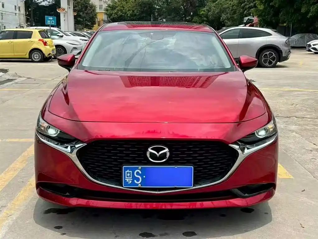 Mazda 3 Axela 2020 1.5L Automatic Sunroof Edition