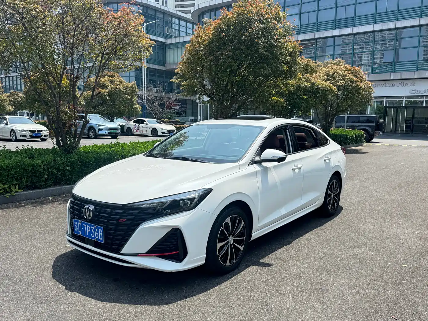 Changan Eado 2022 PLUS Blue Whale NE 1.4T GDI DCT Premium Edition