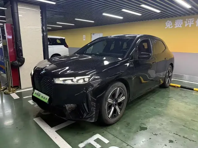 BMW iX 2022 xDrive40