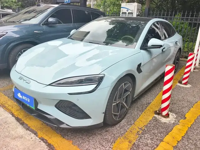 BYD Seal 2022 700km Long Range RWD Edition