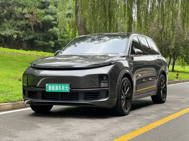 Li Auto Li L8 2023 Pro
