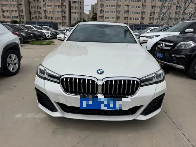 BMW 5 Series 2022 525Li M Sport Package