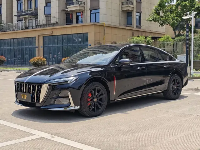Hongqi H6 2025 Model 2.0T Fashion Edition