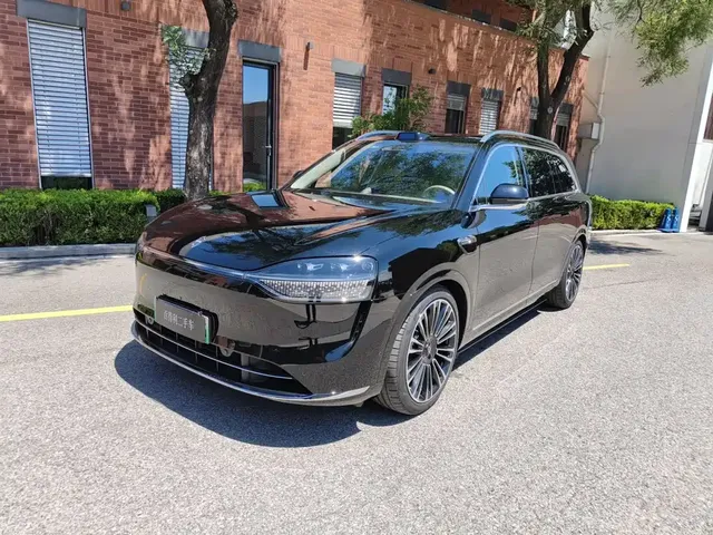 AITO Wenjie AITO M9 2025 Extended Range Ultra 52kWh 6-Seater