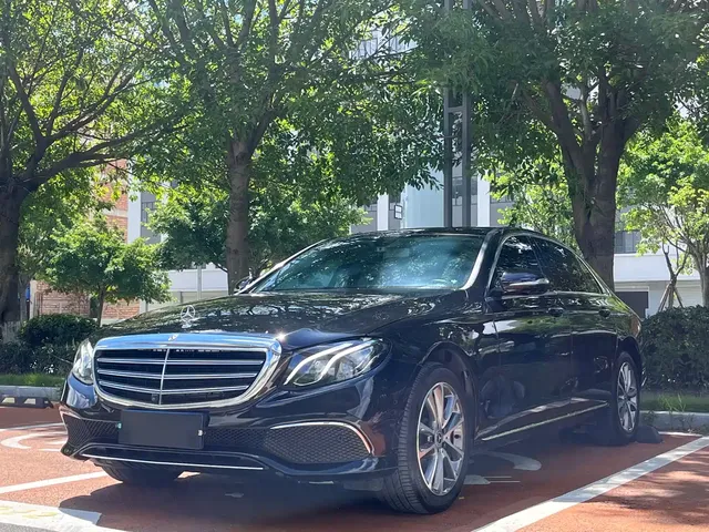 Mercedes-Benz E-Class 2019 E 300 L Fashion