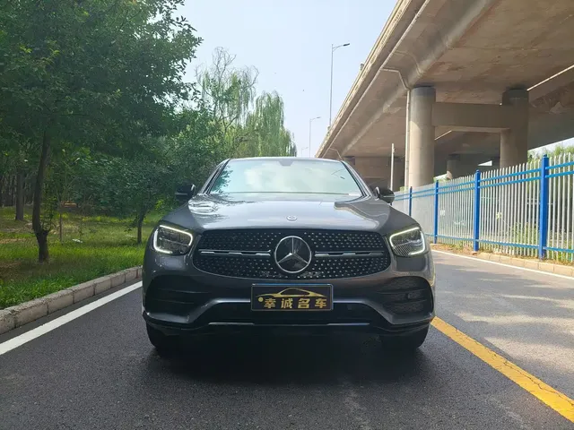 Mercedes-Benz GLC Coupe 2020 GLC 260 4MATIC Coupe SUV