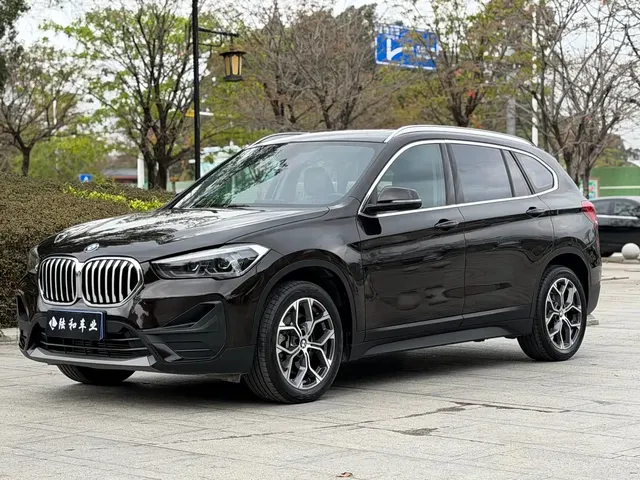 BMW X1 2022 sDrive25Li Leading