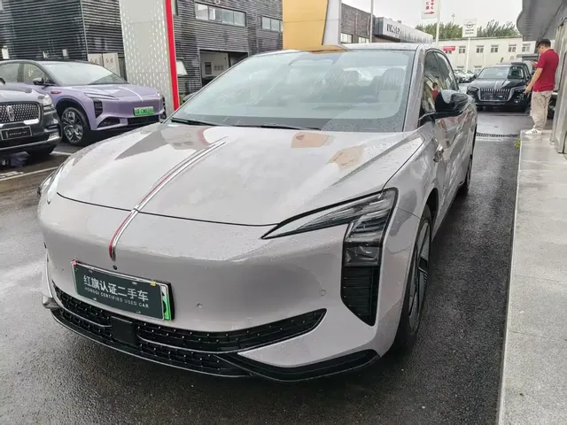 Hongqi EH7 2025 640 AWD Smart Selection Edition