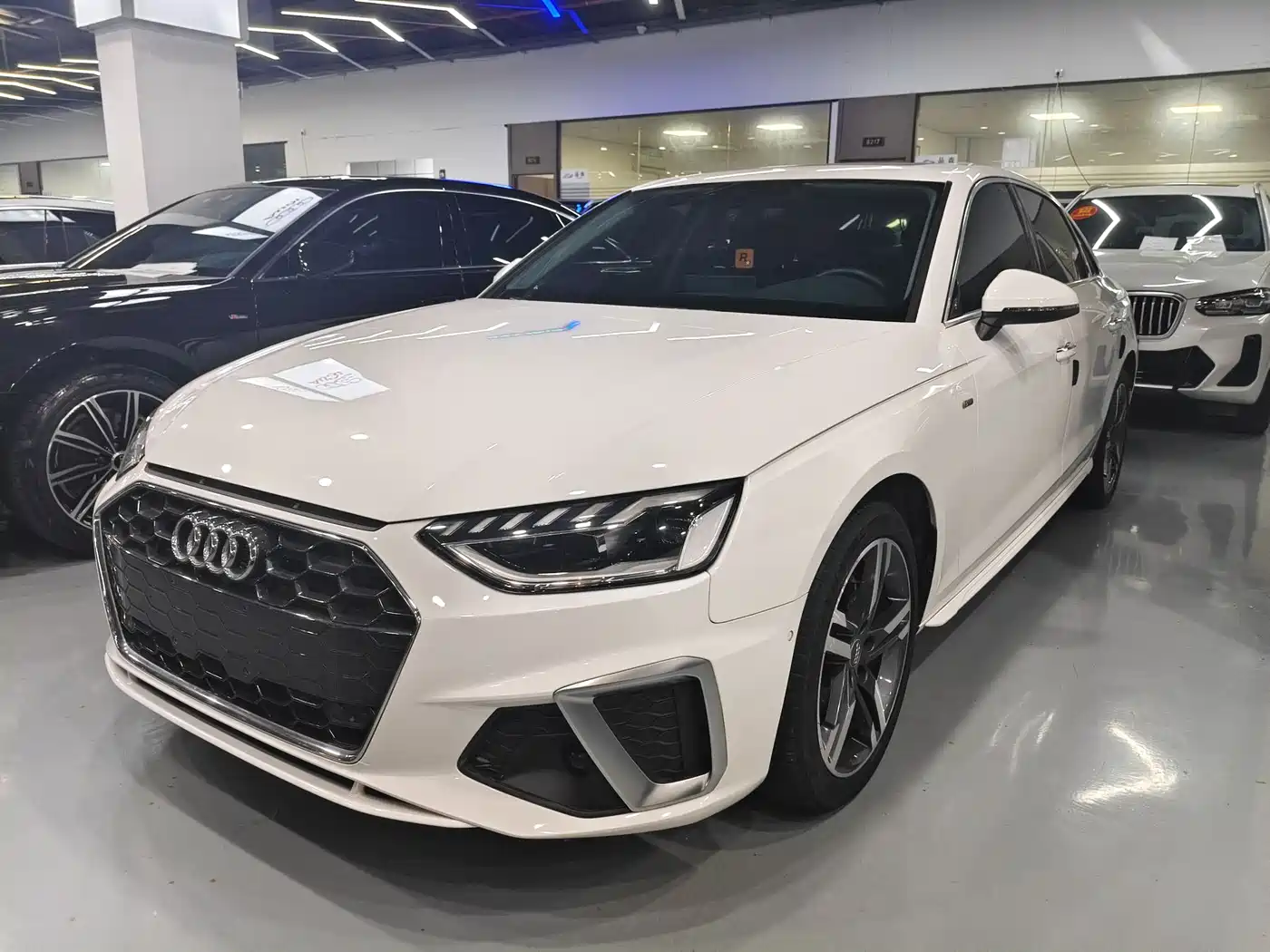 Audi A4L 2022 40 TFSI Fashion Dynamic