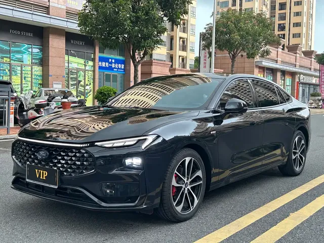 Ford Mondeo 2022 Facelift EcoBoost 245 ST-Line