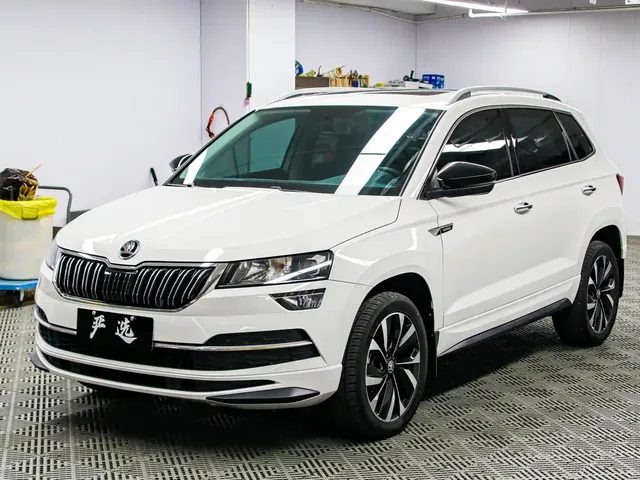 Škoda Karoq 2022 TSI280 Premium