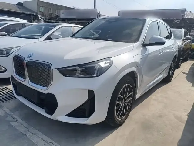 BMW iX1 2023 eDrive25L M Sport Package
