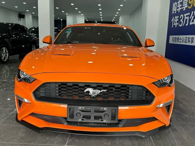 Ford Mustang 2019 2.3L EcoBoost Dark Knight Sport
