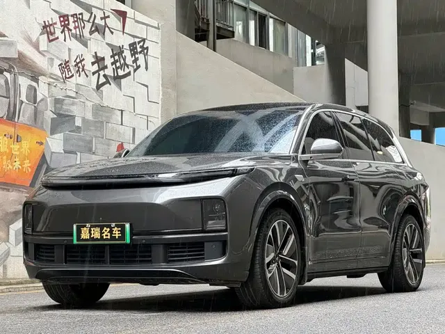 Li Auto Li L8 2023 Pro