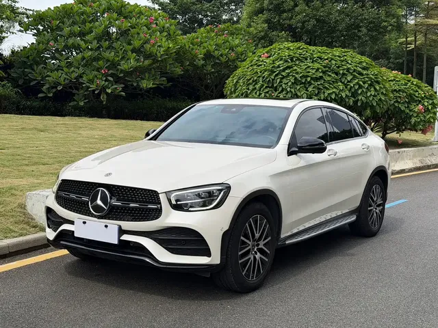 Mercedes-Benz GLC Coupe 2021 GLC 300 4MATIC Coupe SUV