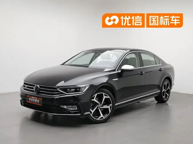 Volkswagen Magotan 2023 Model 2 Million Commemorative Edition 330TSI DSG Luxury