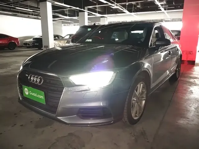 Audi A3 2018 30th Anniversary Limousine 35 TFSI Progressive