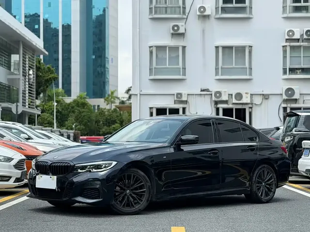 BMW 3 Series 2021 Facelift 325i M Sport Shadow Edition