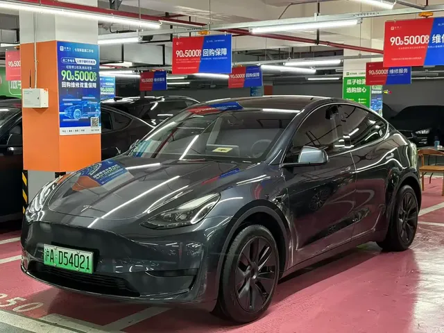 Tesla Model Y 2024 Rear-Wheel Drive Version