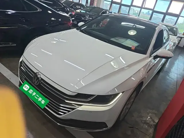 Volkswagen FAW-Volkswagen CC 2019 330TSI Luxury Appearance (China V)