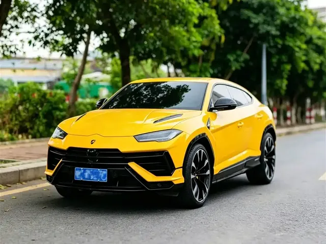 Lamborghini Urus 2023 4.0T V8 S