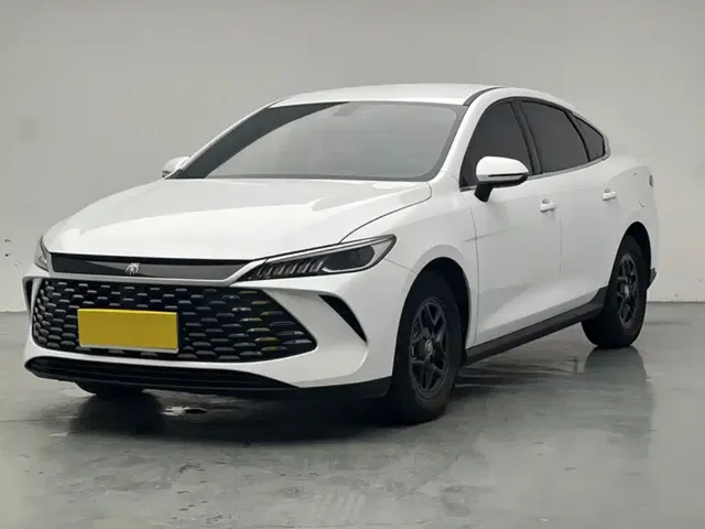 BYD Qin PLUS 2025 DM-i Smart Drive 55KM Leader