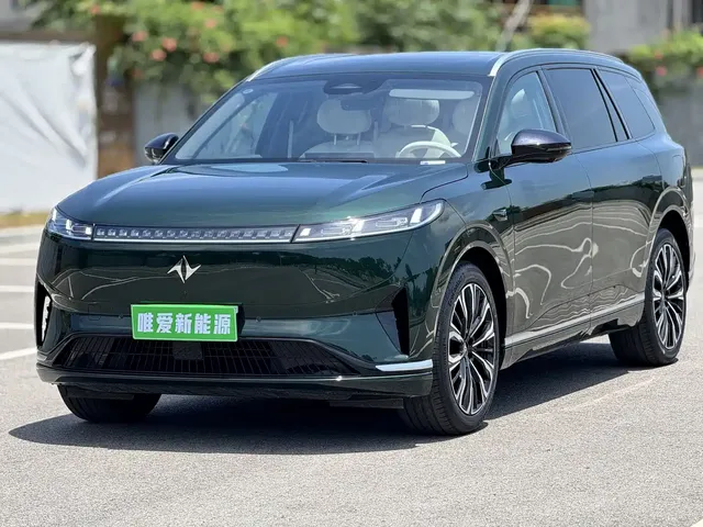 Dongfeng Yipai eπ008 2026 6-seater Extended Range Family Edition