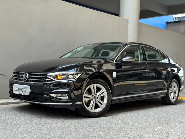 Volkswagen Magotan 2023 2 Million Units Commemorative Edition 280TSI DSG Comfort