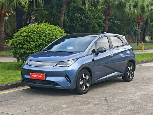 BYD Dolphin 2025 Smart Drive Edition 410km Fashion Version