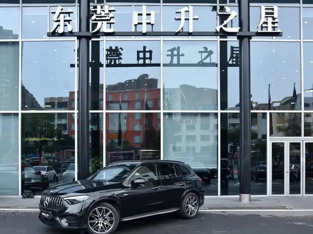 Mercedes-Benz GLC AMG 2025 AMG GLC 43 4MATIC