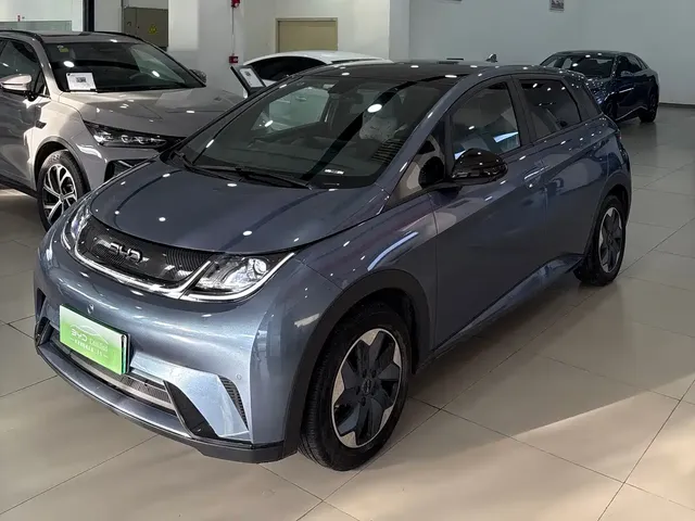 BYD Dolphin 2025 420km Fashion Edition