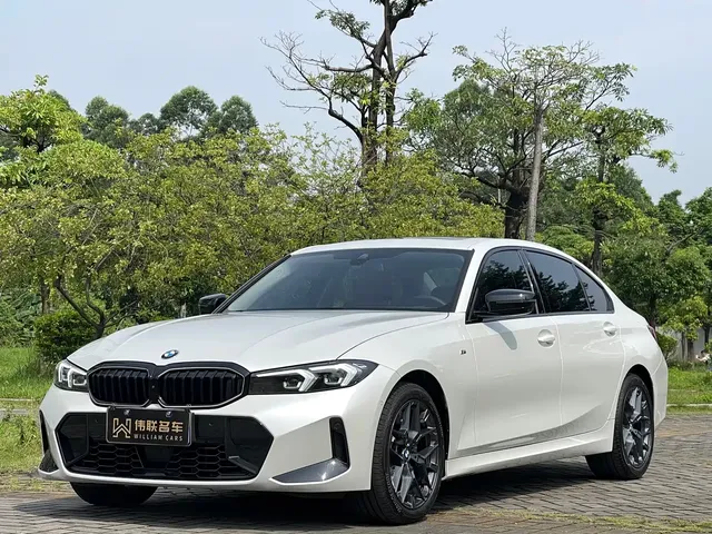 BMW 3 Series 2025 330Li M Sport Night Edition